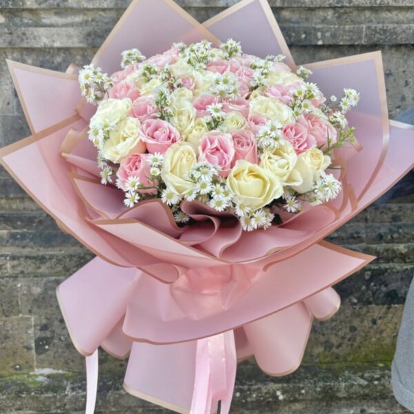 Hand Bouquet (2)